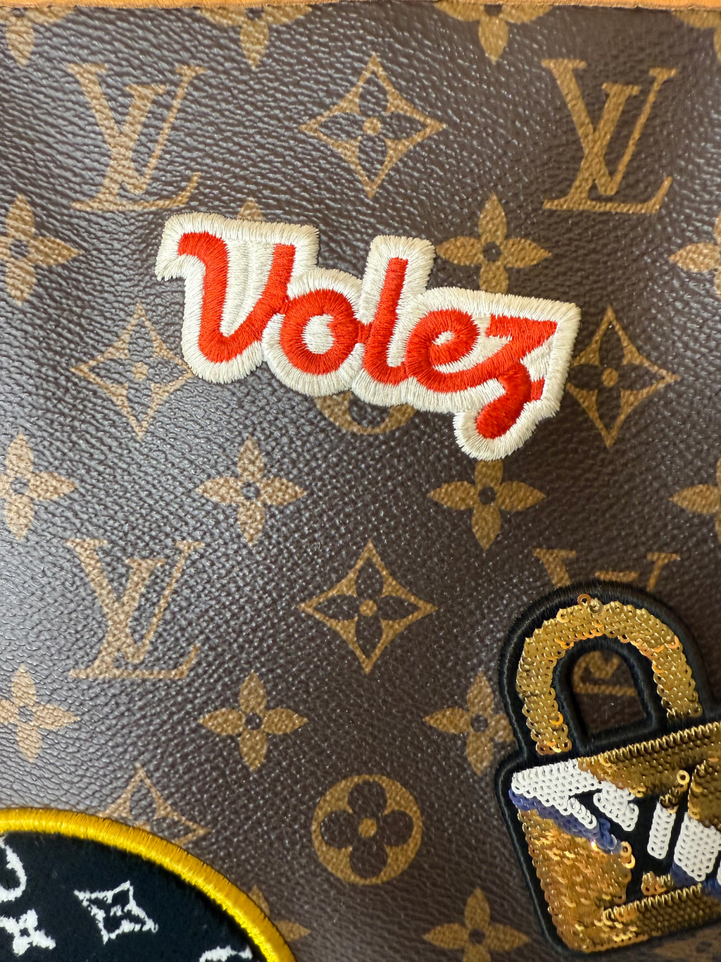 Louis Vuitton Monogram Limited Edition Patches Neverfull MM