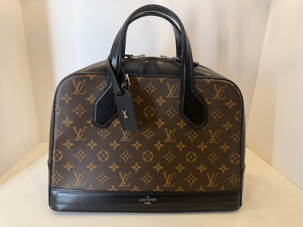 Louis Vuitton Monogram Dora MM Top Handle Handbag