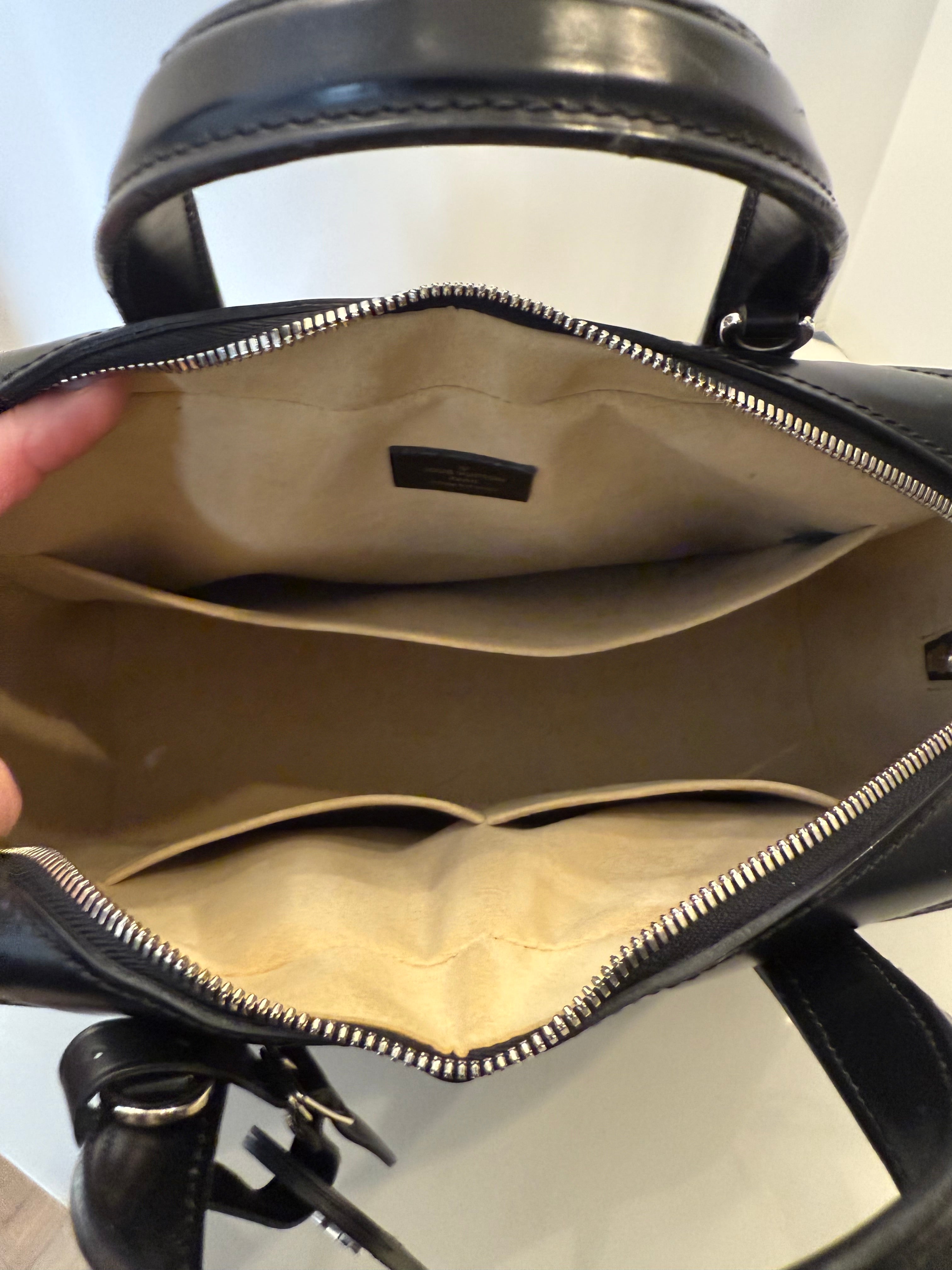 Louis Vuitton Monogram Dora MM Top Handle Handbag